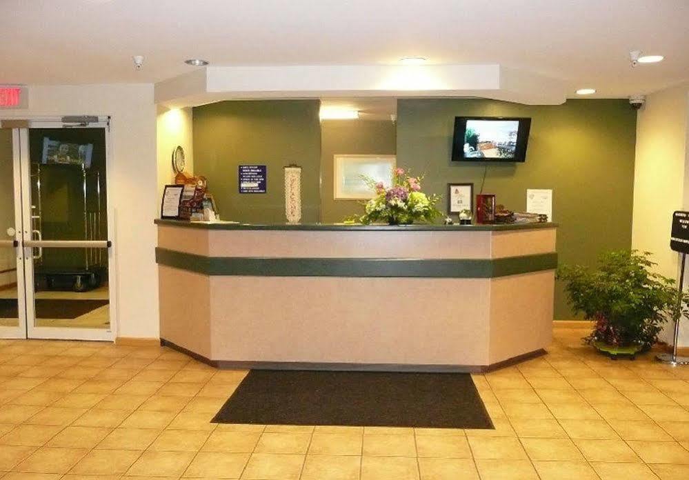 Mariner'S Village Resort Carlyle Экстерьер фото