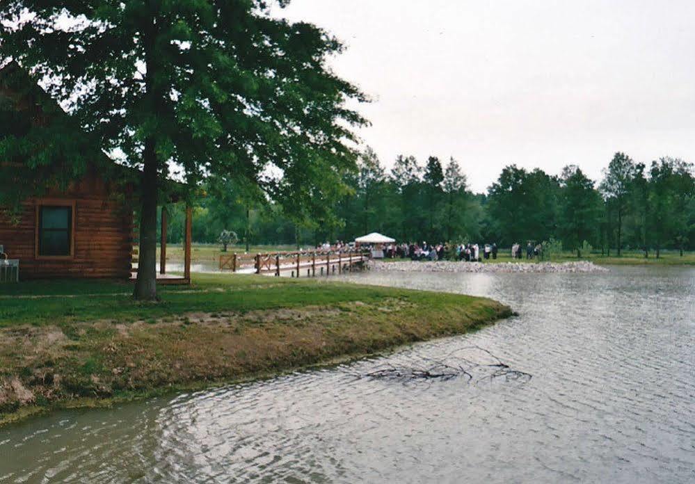 Mariner'S Village Resort Carlyle Экстерьер фото