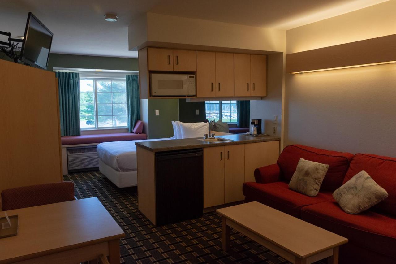 Mariner'S Village Resort Carlyle Экстерьер фото